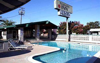 Economy Inn Ukiah Exterior foto